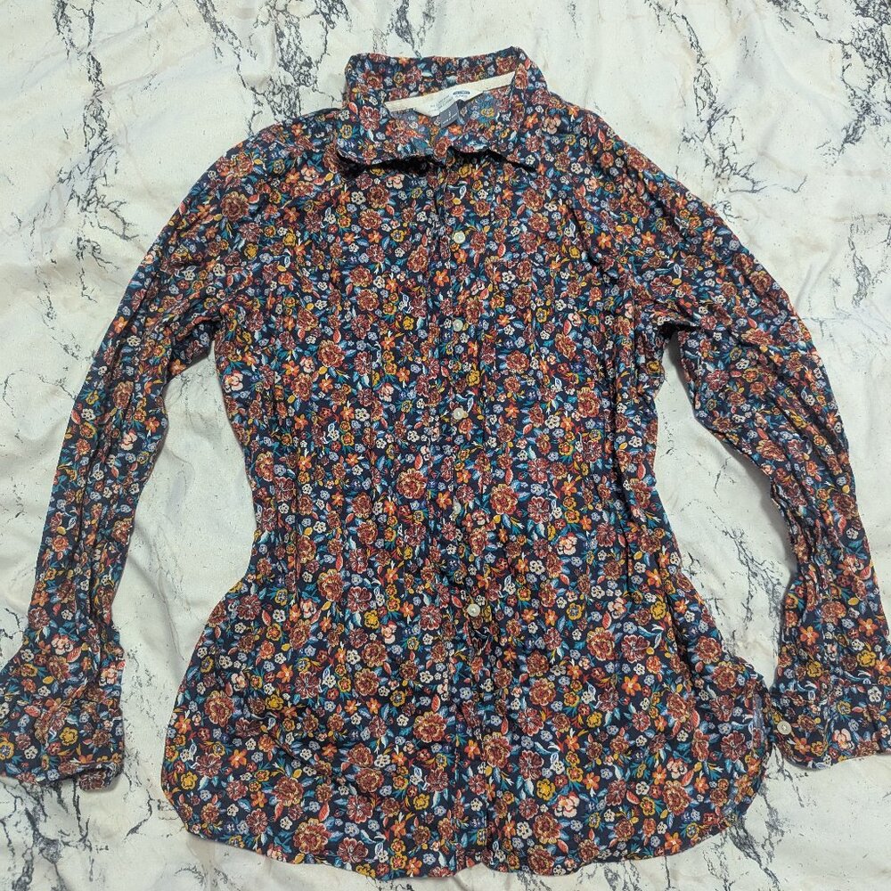 Old Navy large women's floral button up shirt